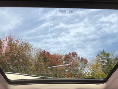 2026 Volkswagen Atlas 2.0T SE w/Technology w/panoramic sunroof and black wheel package