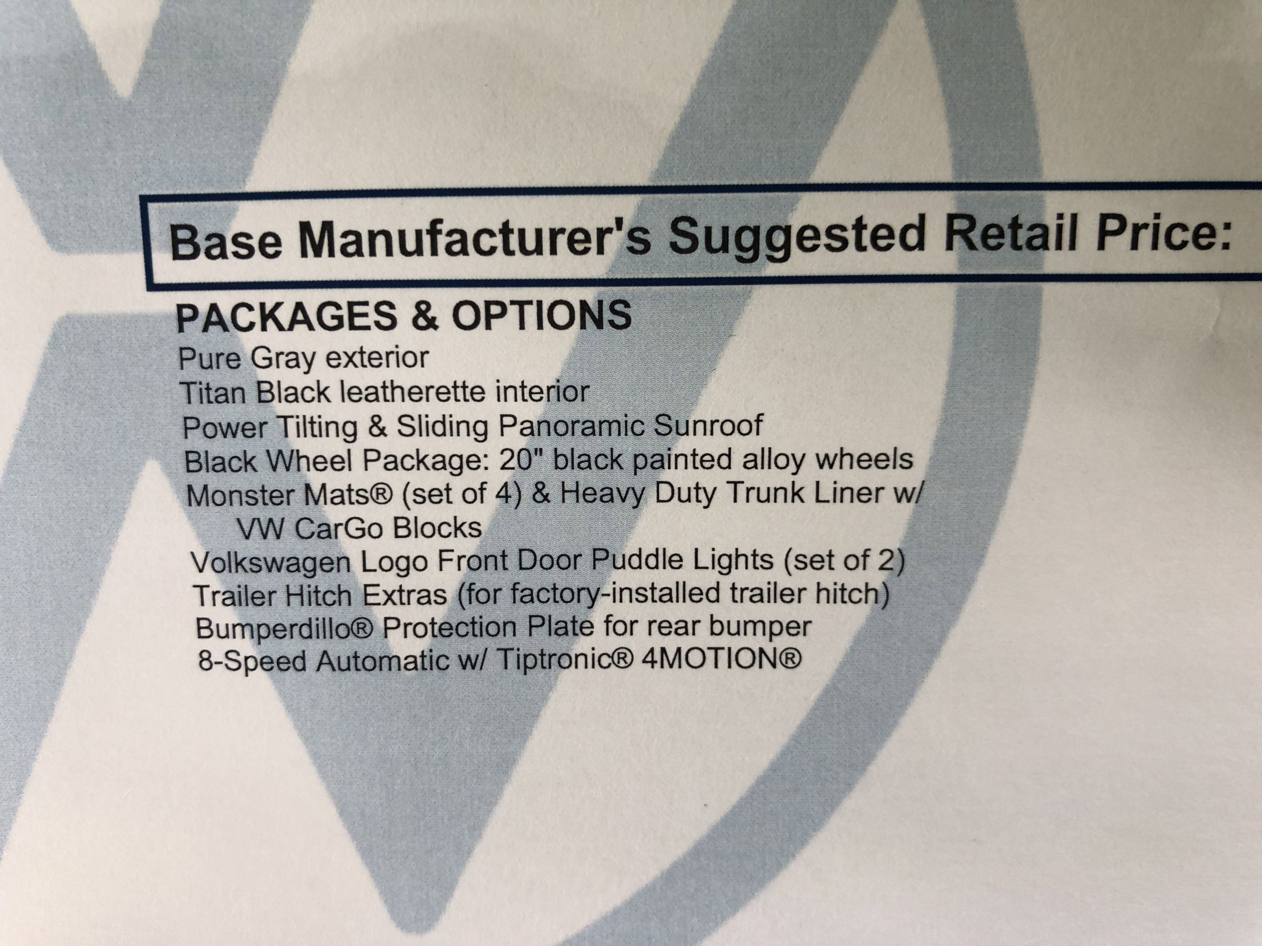 2026 Volkswagen Atlas 2.0T SE w/Technology w/panoramic sunroof and black wheel package