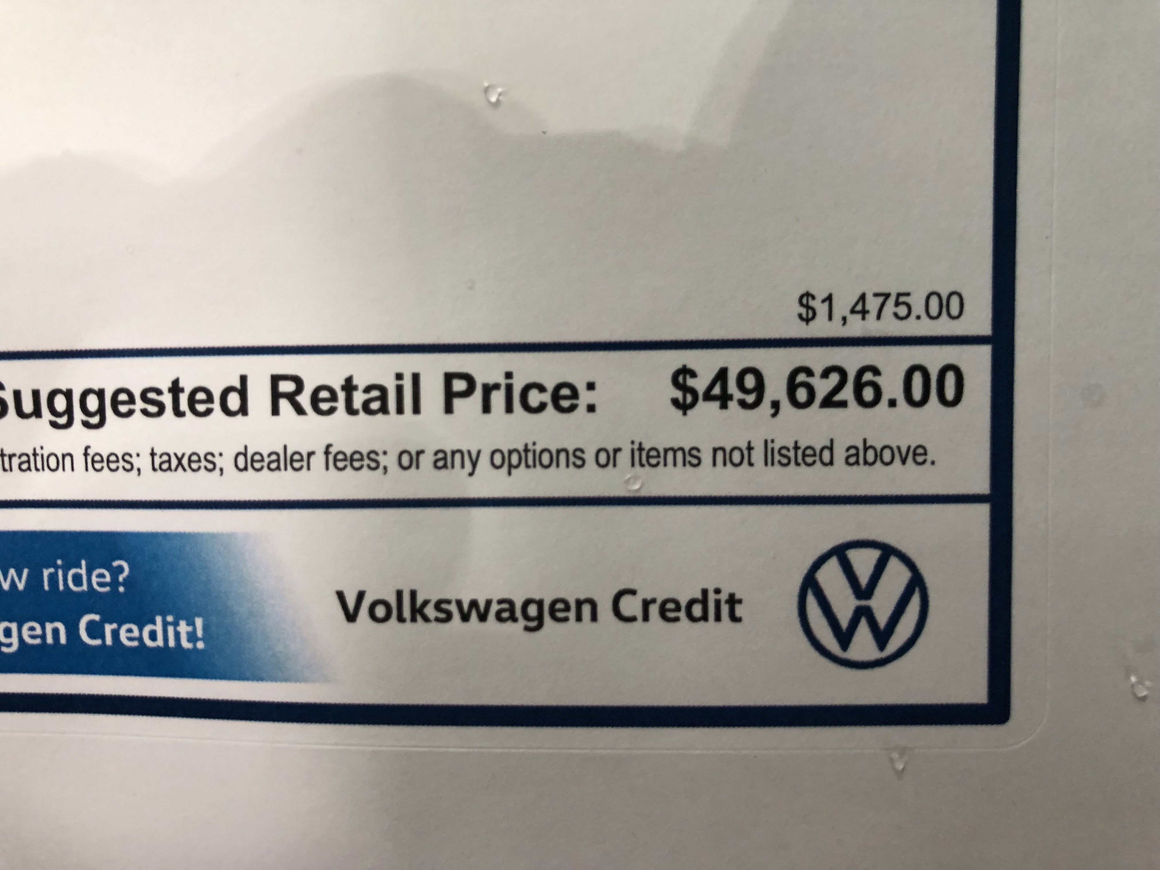 2026 Volkswagen Atlas 2.0T SE w/Technology w/panoramic sunroof and black wheel package