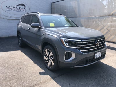 2026 Volkswagen Atlas 2.0T SE w/Technology w/captains chairs and panoramic sunroof