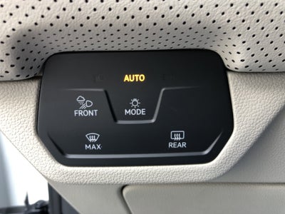 2026 Volkswagen Atlas 2.0T SE w/Technology w/panoramic sunroof