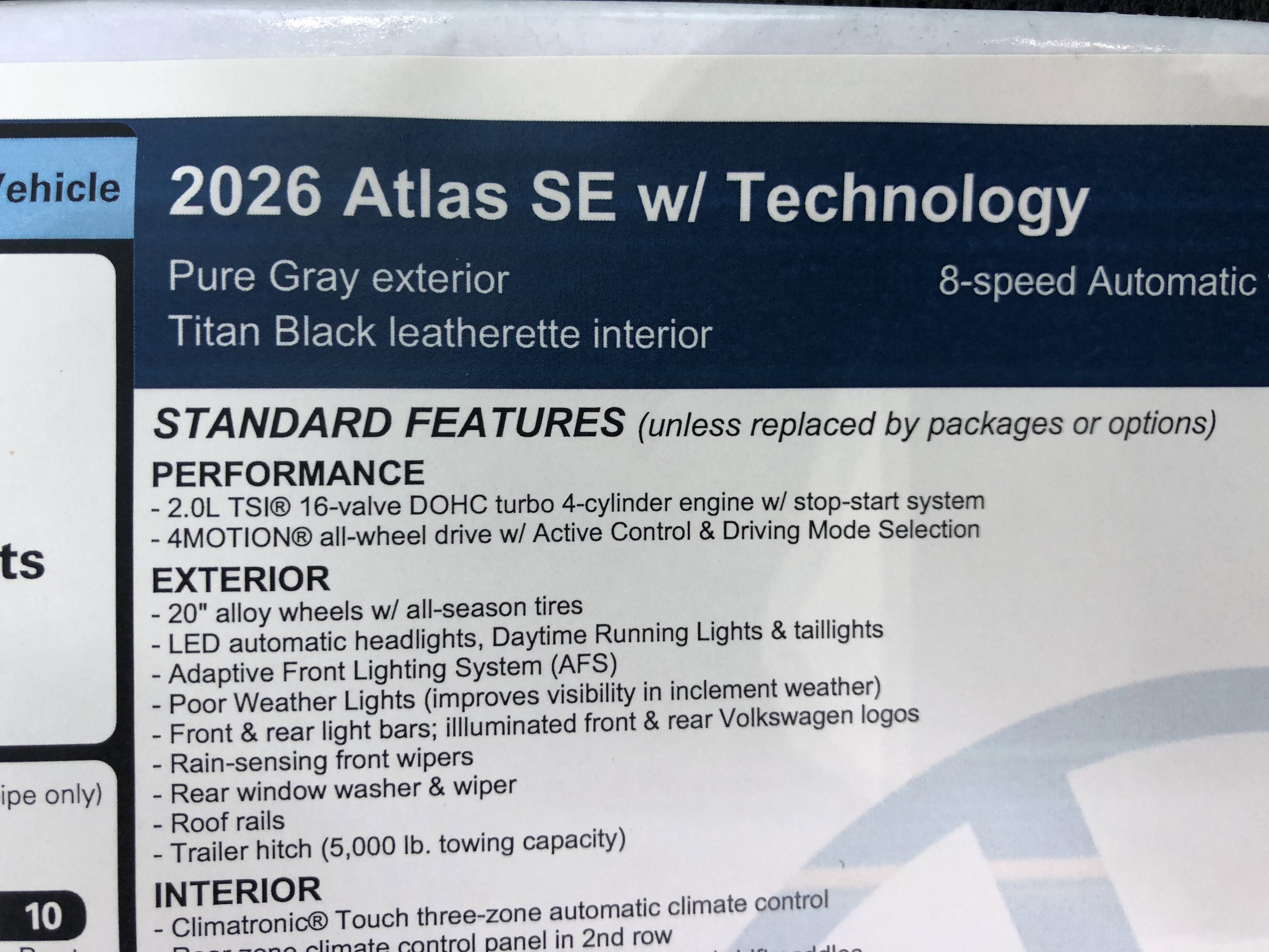 2026 Volkswagen Atlas 2.0T SE w/Technology w/panoramic sunroof and black wheel package