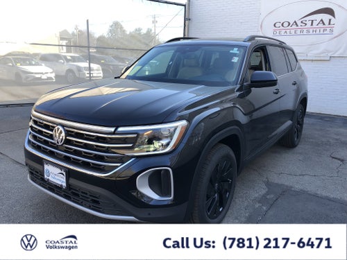 2026 Volkswagen Atlas 2.0T SE w/Technology w/panoramic sunroof and black wheel package