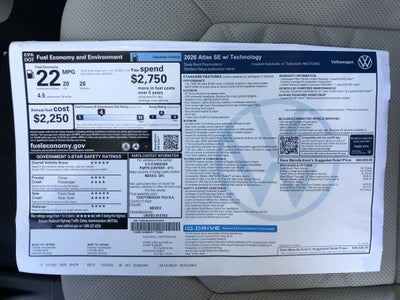 2026 Volkswagen Atlas 2.0T SE w/Technology w/panoramic sunroof and black wheel package