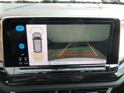 2026 Volkswagen Atlas 2.0T SE w/Technology w/panoramic sunroof