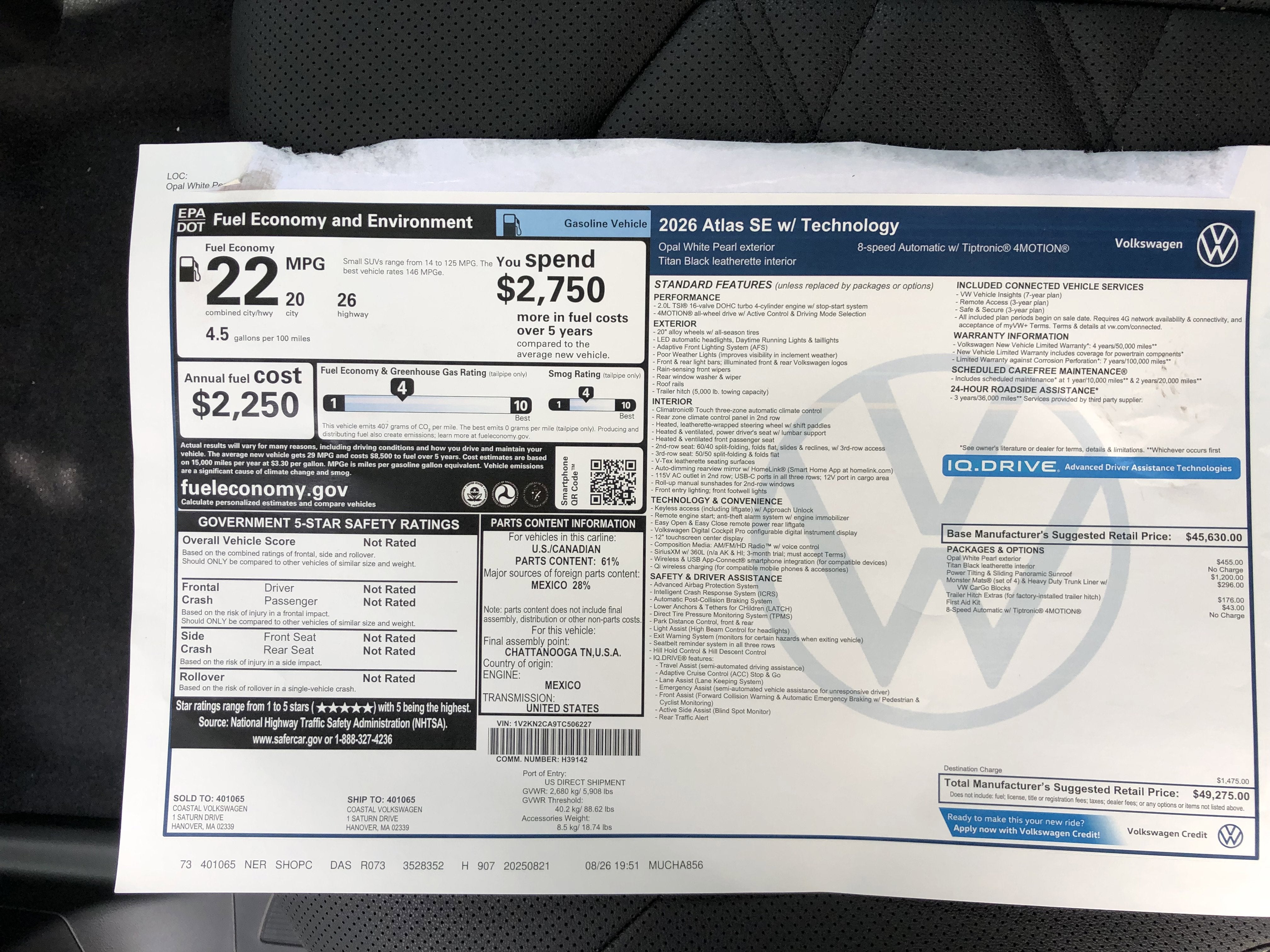 2026 Volkswagen Atlas 2.0T SE w/Technology w/panoramic sunroof