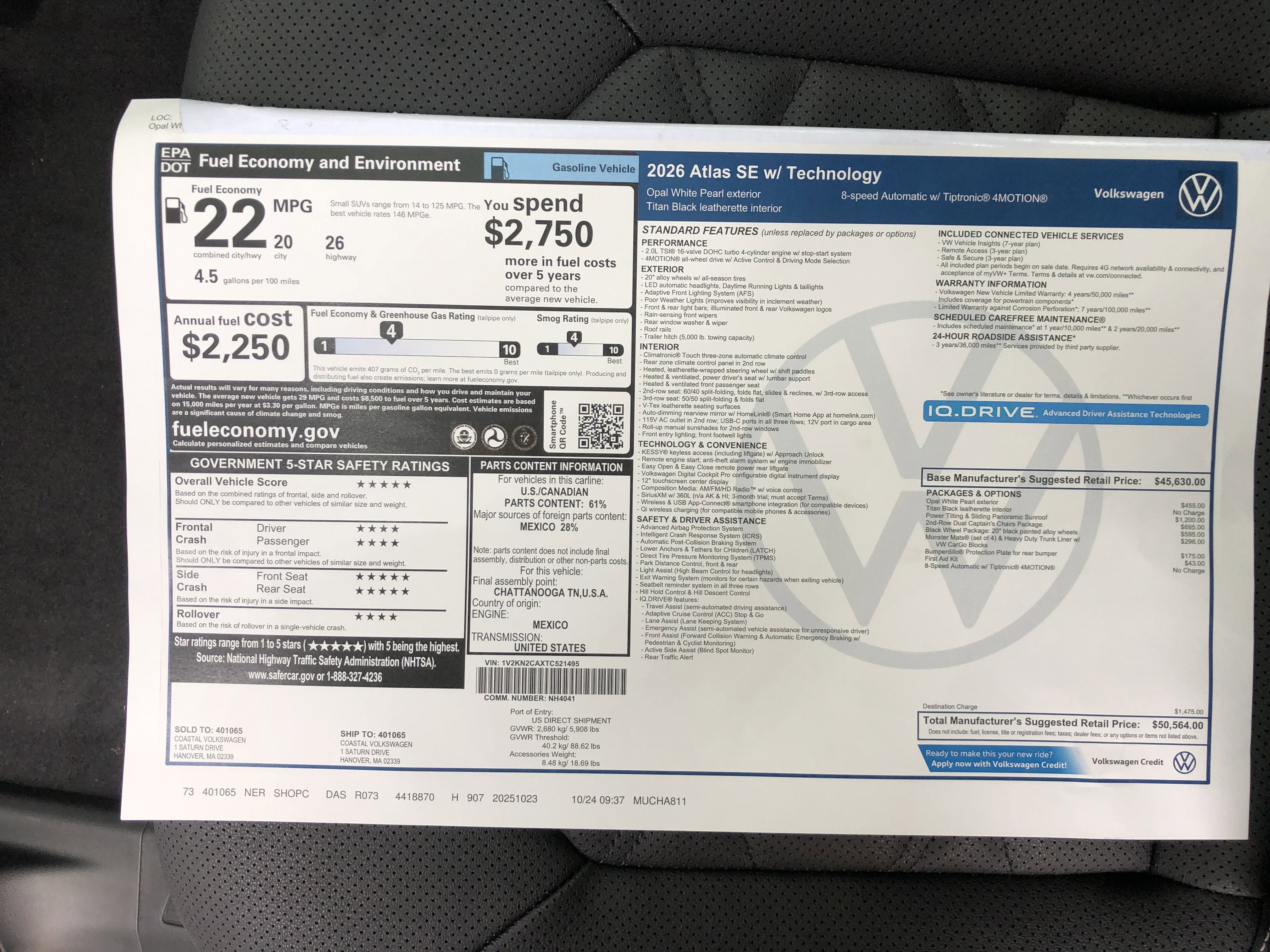 2026 Volkswagen Atlas 2.0T SE w/Technology w/captains chairs, panoramic sunroof and black wheel package