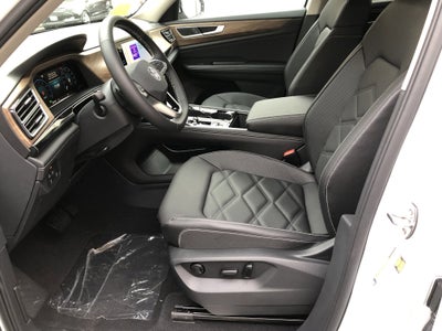 2026 Volkswagen Atlas 2.0T SE w/Technology w/captains chairs, panoramic sunroof and black wheel package