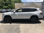 2026 Volkswagen Atlas 2.0T SE w/Technology w/panoramic sunroof and black wheel package