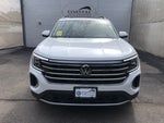 2026 Volkswagen Atlas 2.0T SE w/Technology w/panoramic sunroof and black wheel package