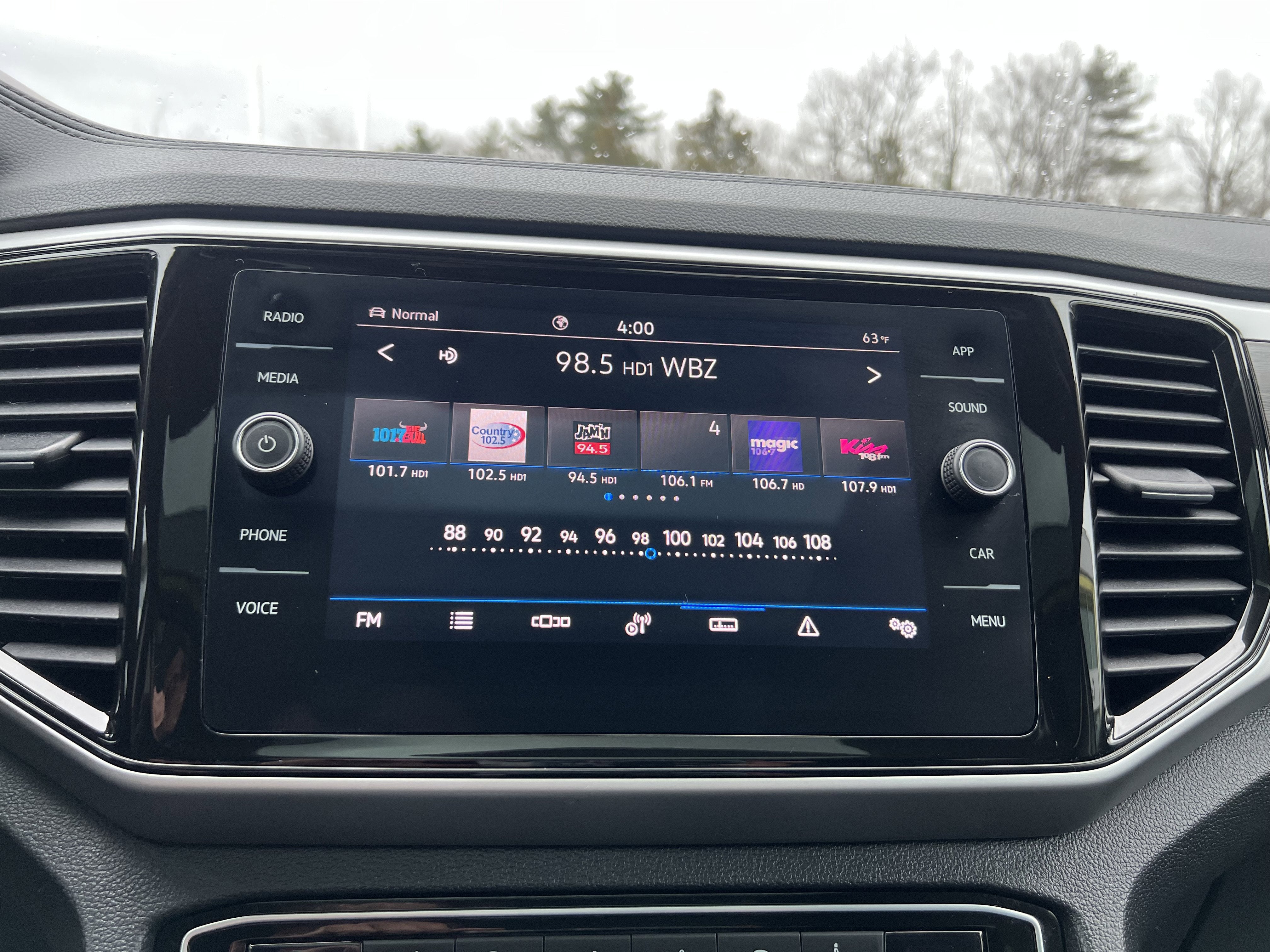 2023 Volkswagen Atlas 3.6L V6 SE w/Technology