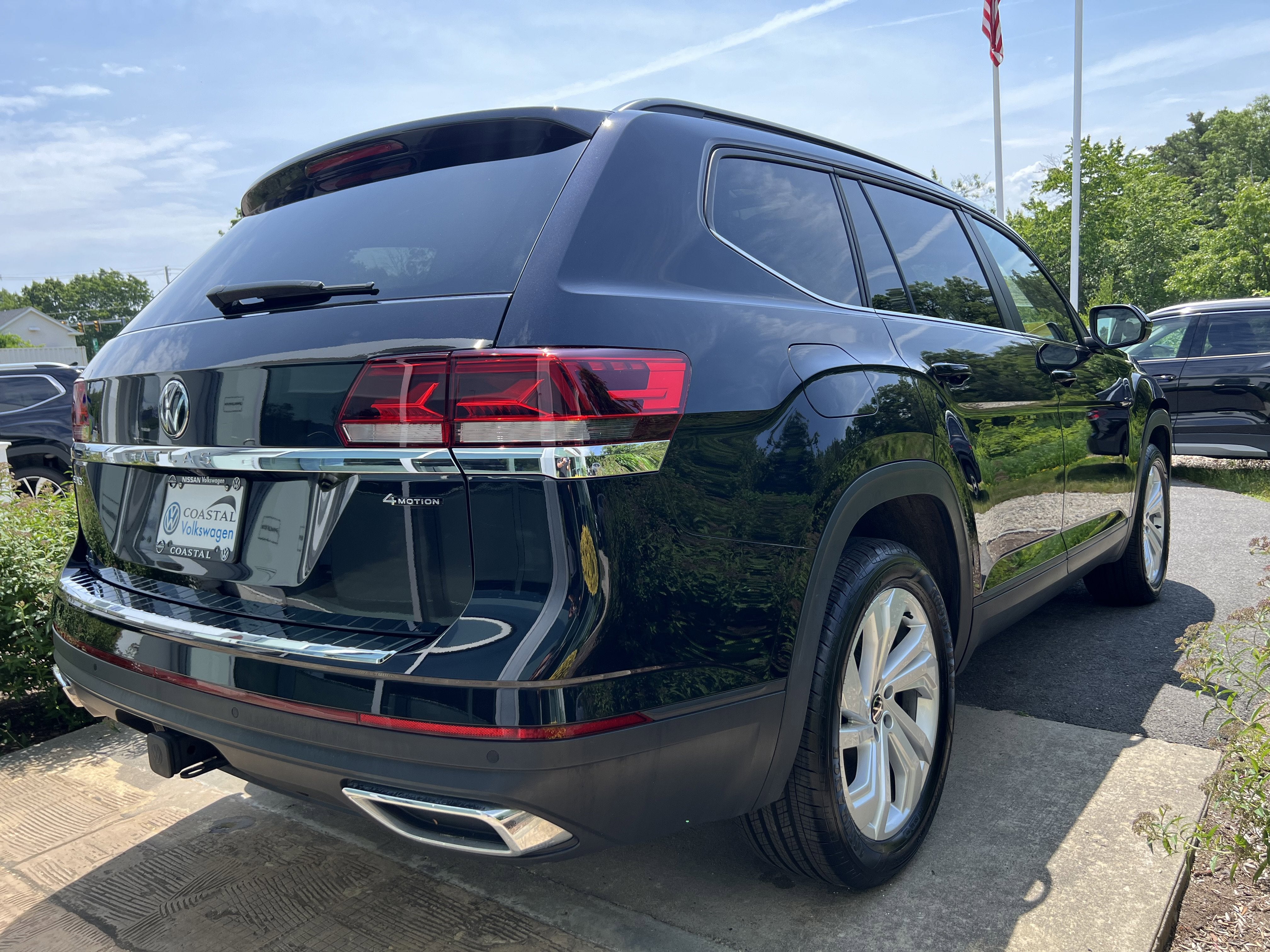 2023 Volkswagen Atlas 3.6L V6 SE w/Technology