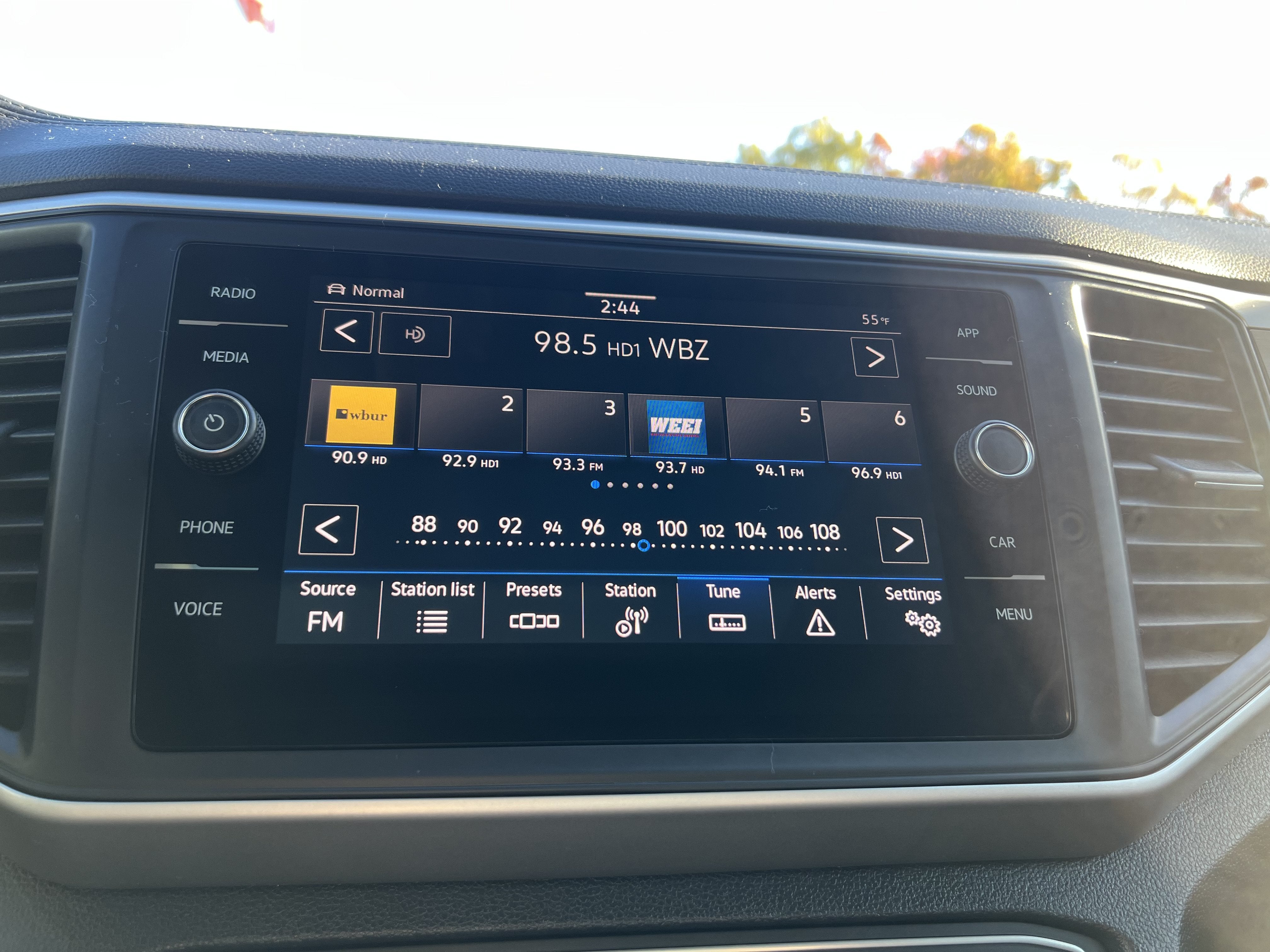 2021 Volkswagen Atlas 3.6L V6 SE w/Technology