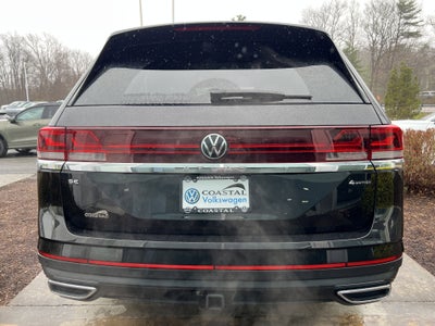2024 Volkswagen Atlas 2.0T SE w/Technology w/panoramic sunroof and BWP