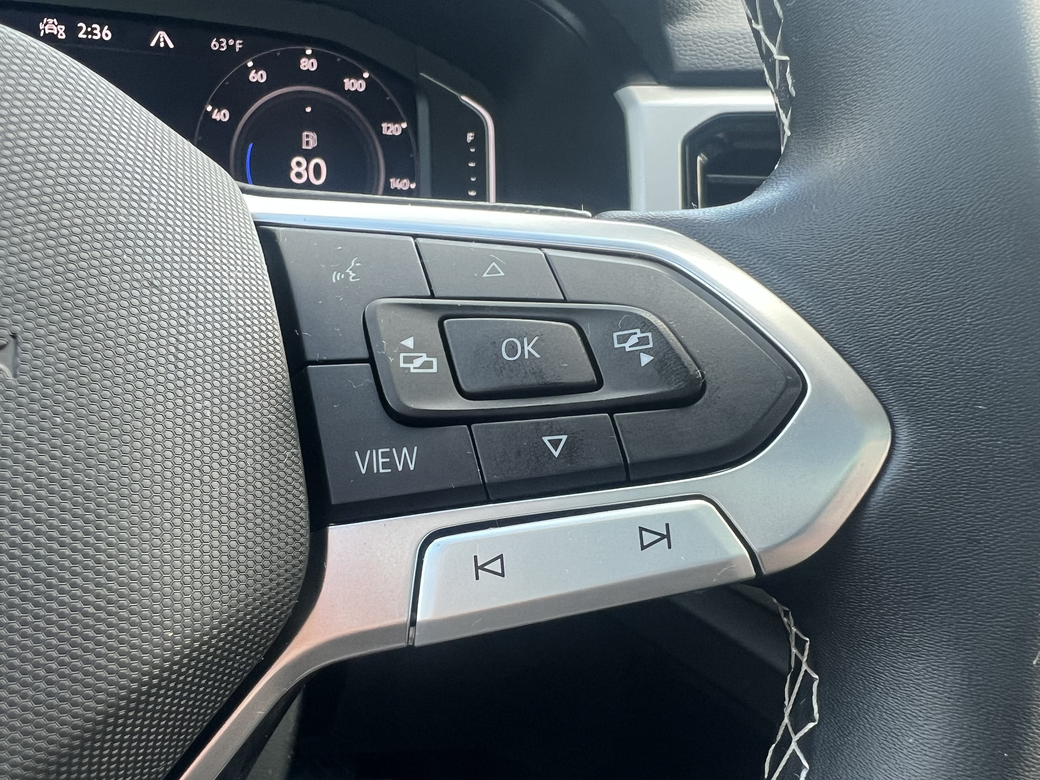 2023 Volkswagen Atlas 3.6L V6 SE w/Technology w/sunroof