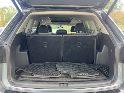 2023 Volkswagen Atlas 3.6L V6 SE w/Technology w/sunroof