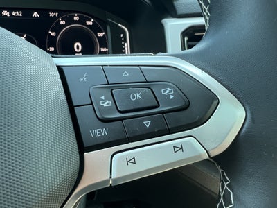 2023 Volkswagen Atlas 3.6L V6 SE w/Technology W/Panoramic Sunroof & Captains Chairs
