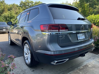 2023 Volkswagen Atlas 3.6L V6 SE w/Technology W/Panoramic Sunroof & Captains Chairs