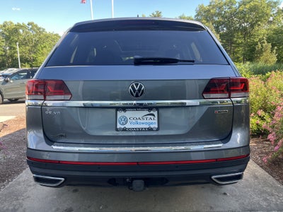 2022 Volkswagen Atlas 3.6L V6 SE w/Technology W/Panoramic Sunroof & Captains Chairs