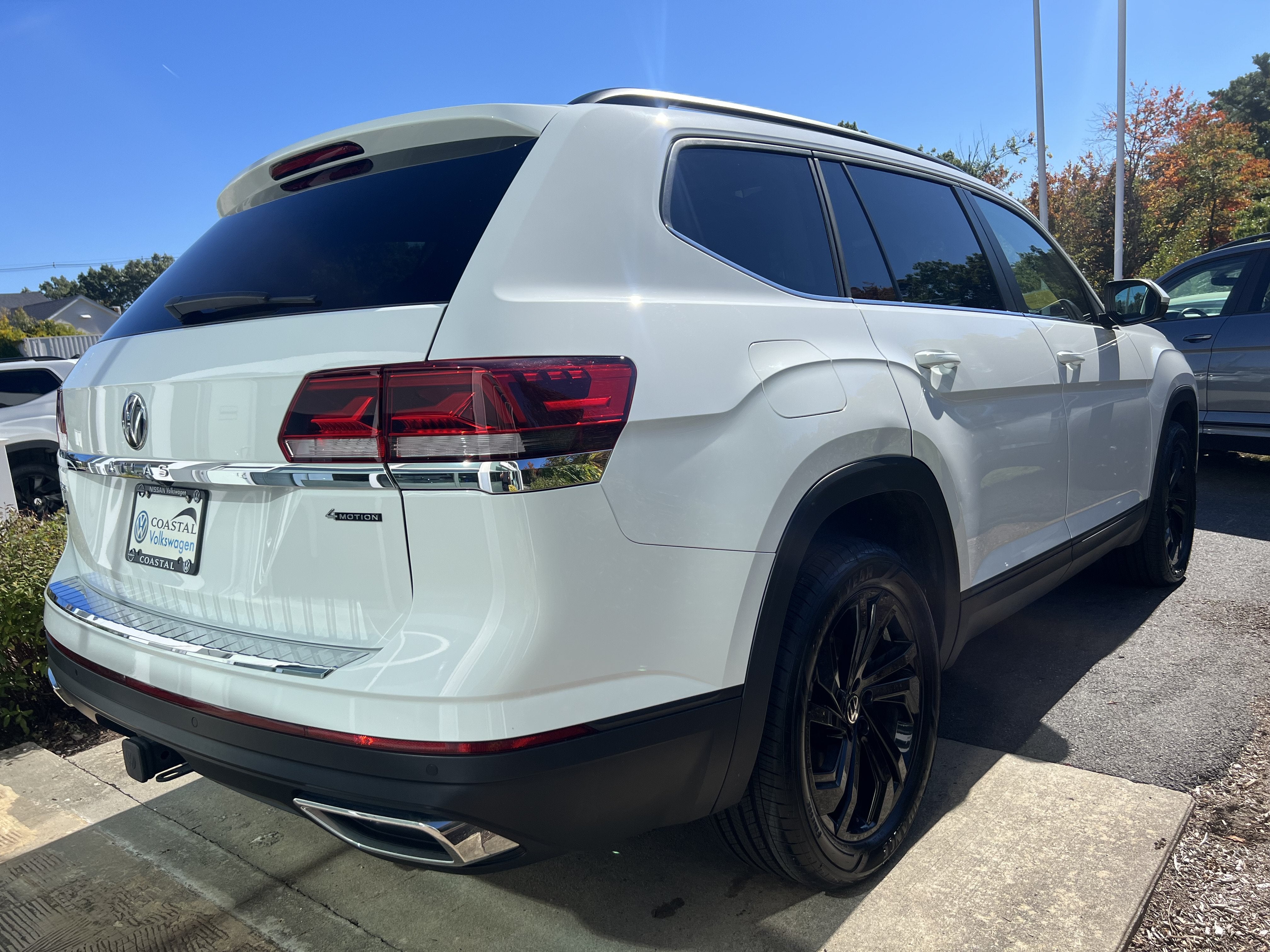 2023 Volkswagen Atlas 3.6L V6 SE w/Technology