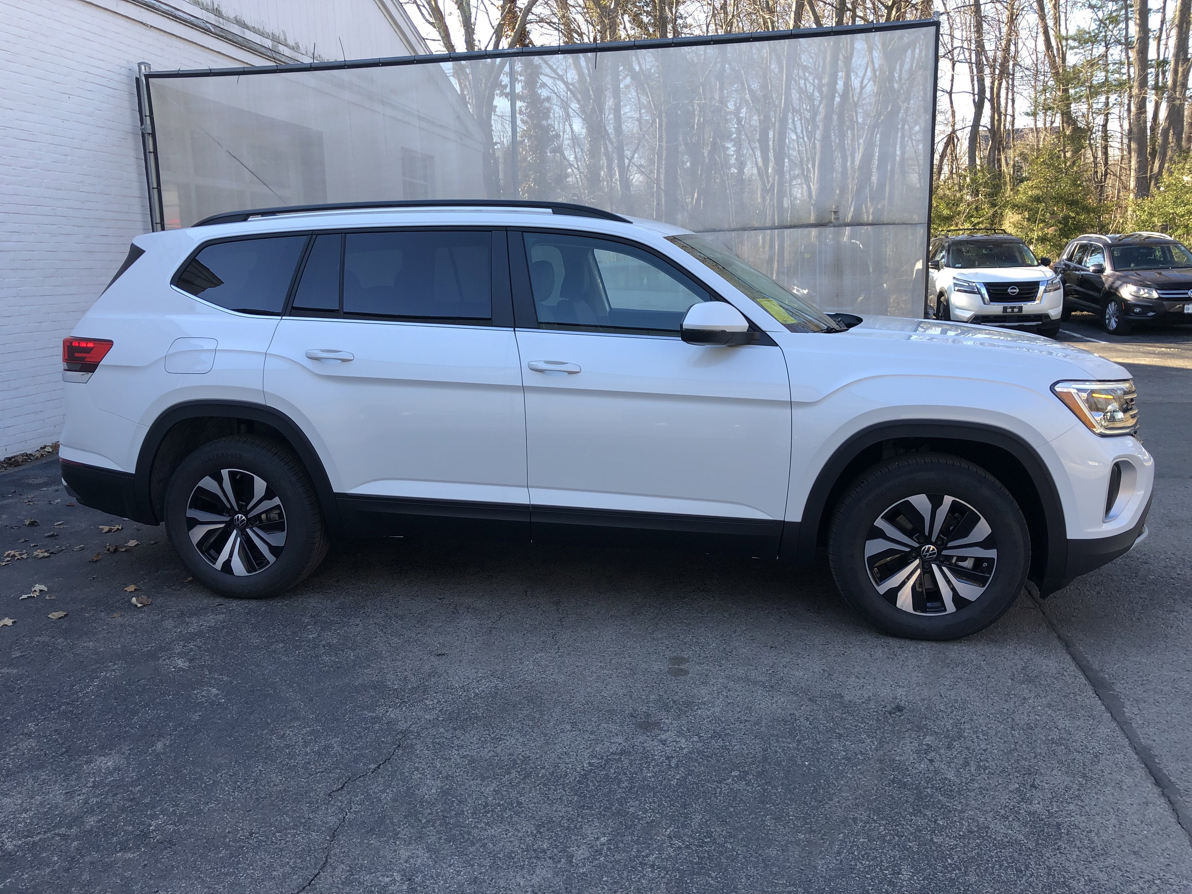 2026 Volkswagen Atlas 2.0T SE w/remote starter