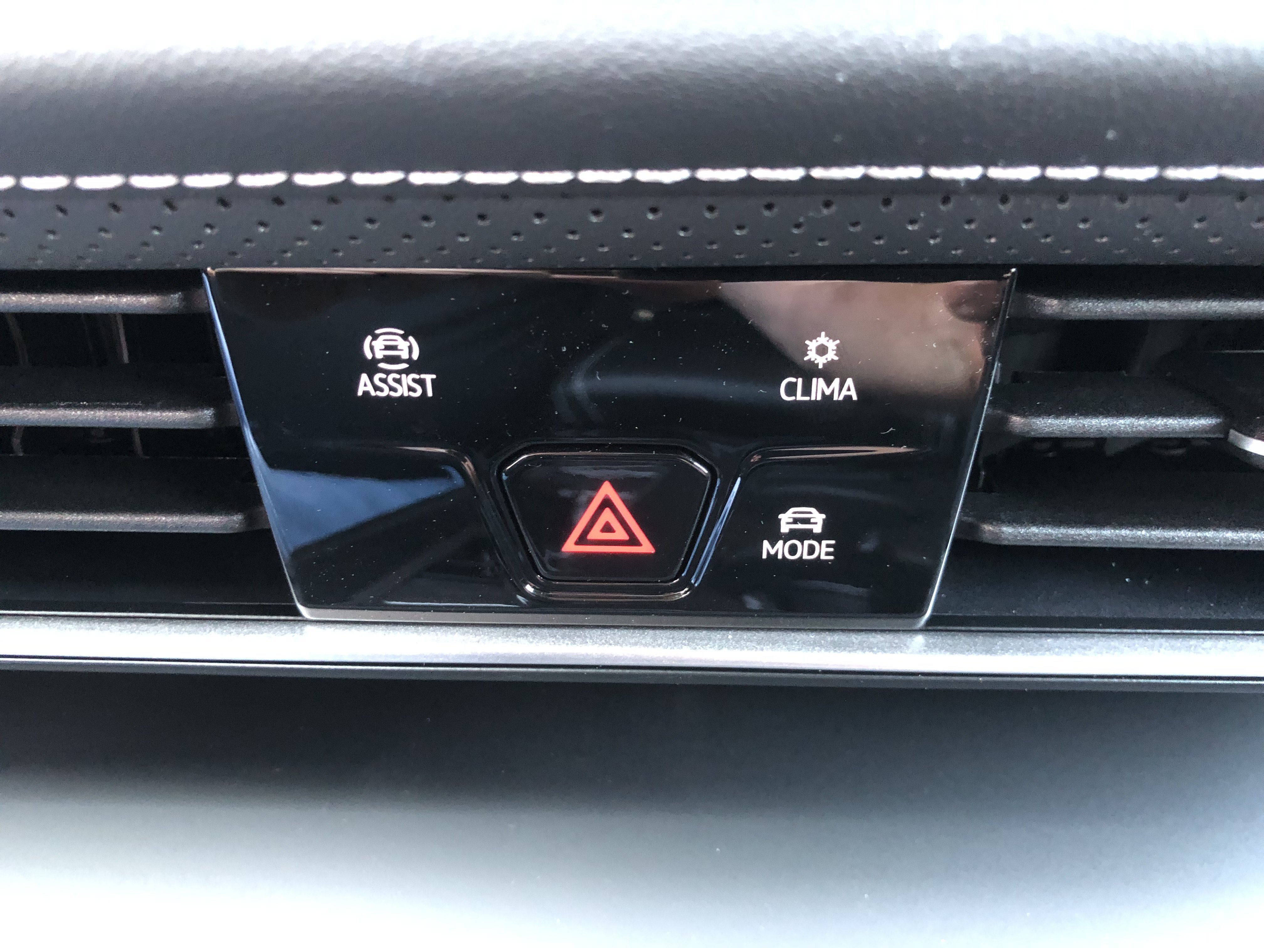 2026 Volkswagen Atlas 2.0T SE w/ext. range remote starter