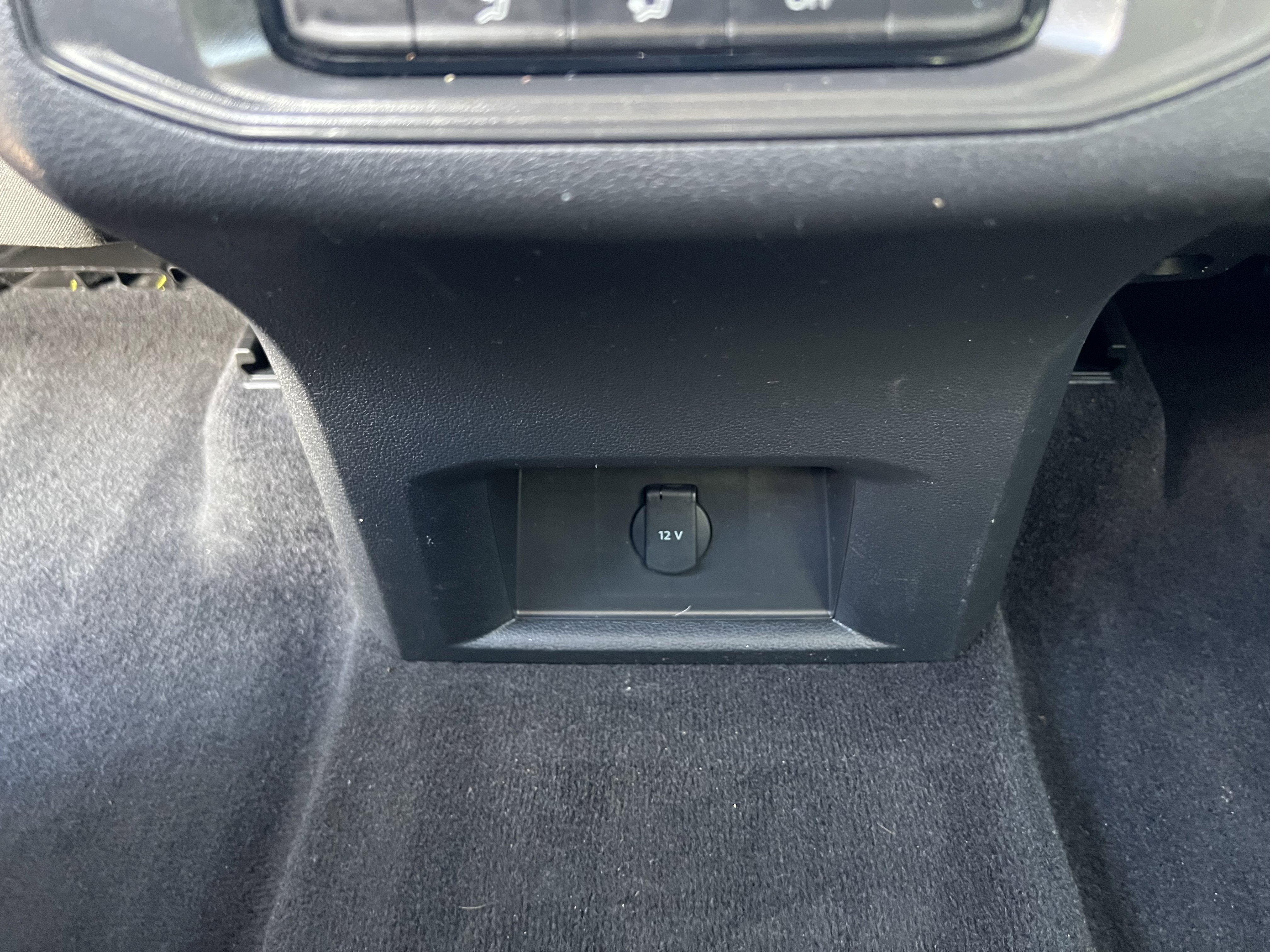 2023 Volkswagen Atlas 2.0T SE