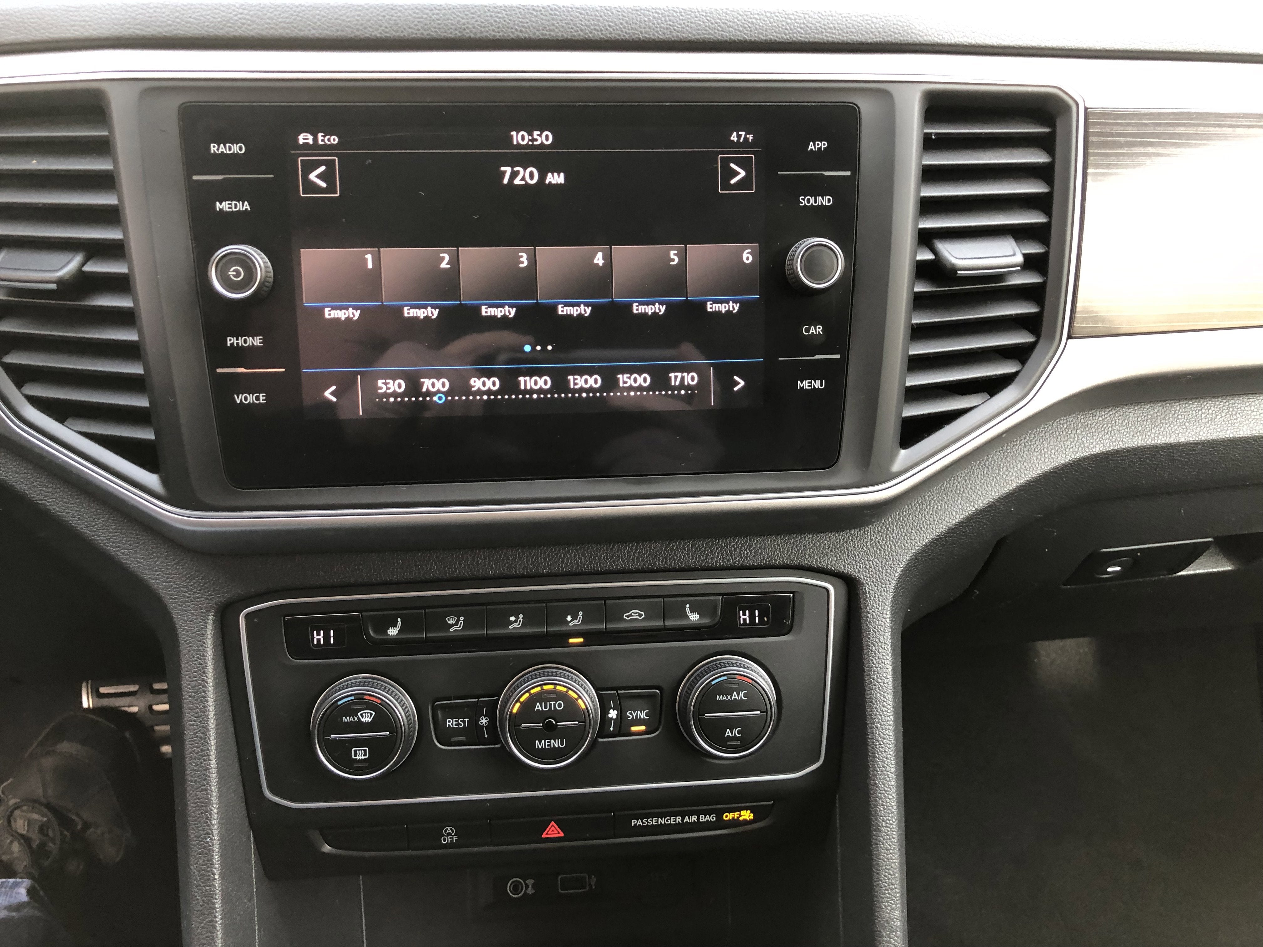 2018 Volkswagen Atlas 3.6L V6 SE w/Technology R-Line