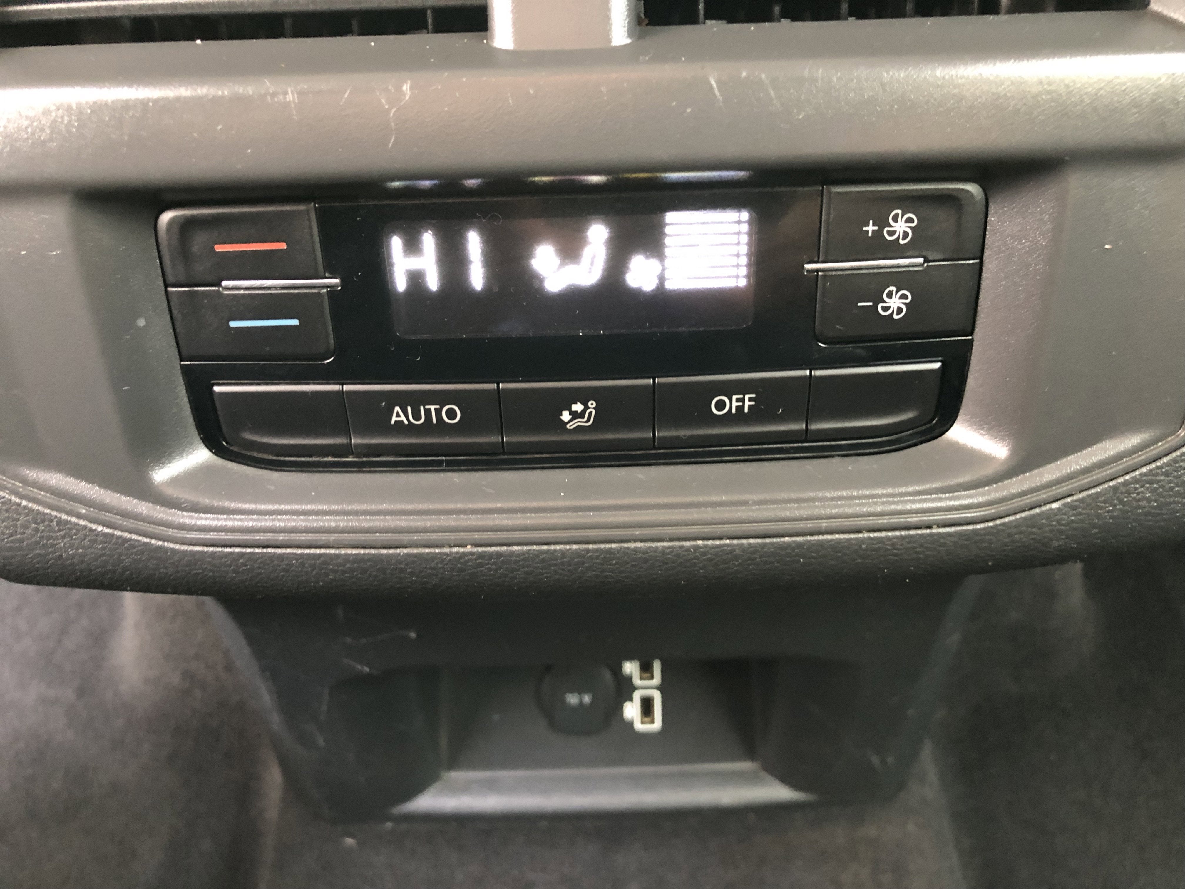 2018 Volkswagen Atlas 3.6L V6 SE w/Technology R-Line