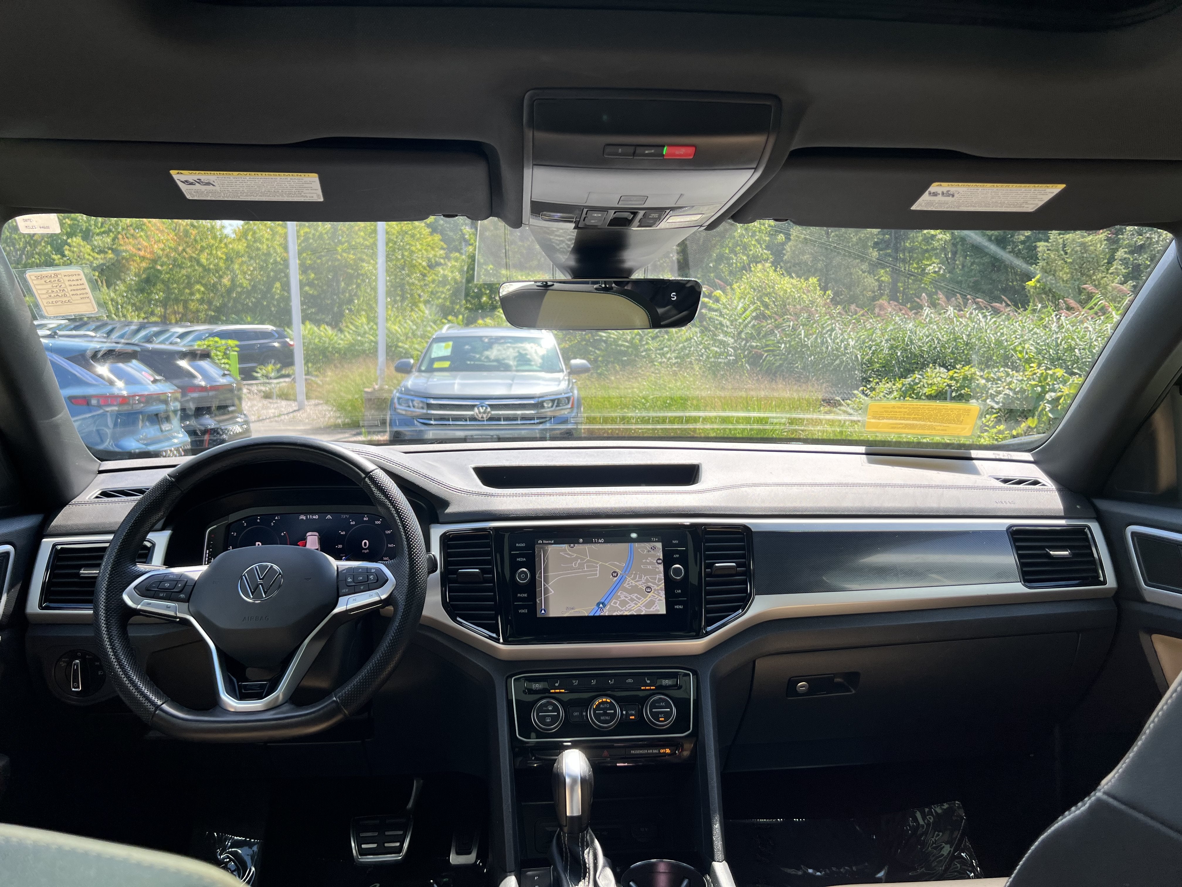 2023 Volkswagen Atlas Cross Sport 2.0T SEL R-Line Black