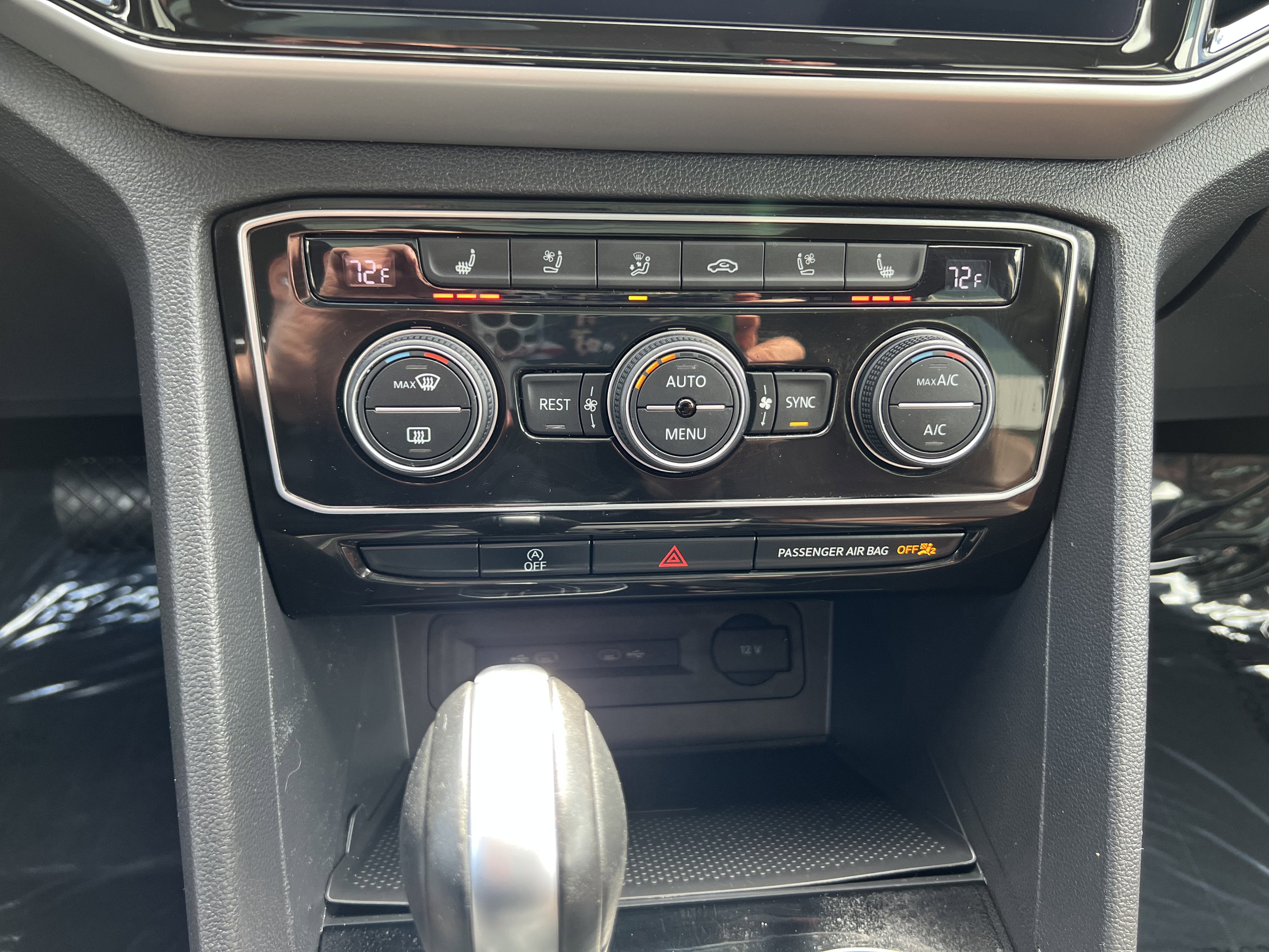 2021 Volkswagen Atlas 3.6L V6 SEL Premium