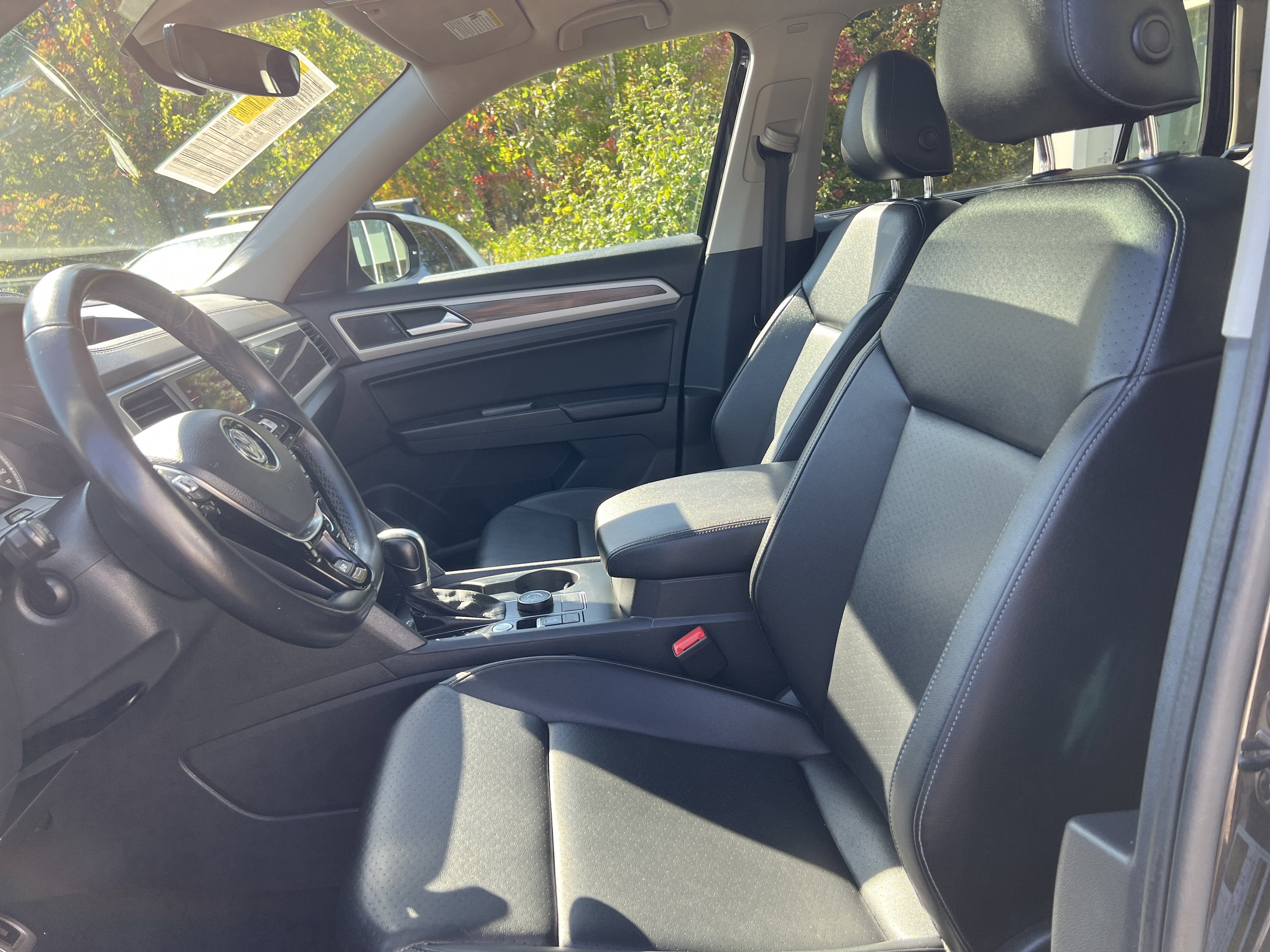 2019 Volkswagen Atlas 3.6L V6 SE w/Technology R-Line