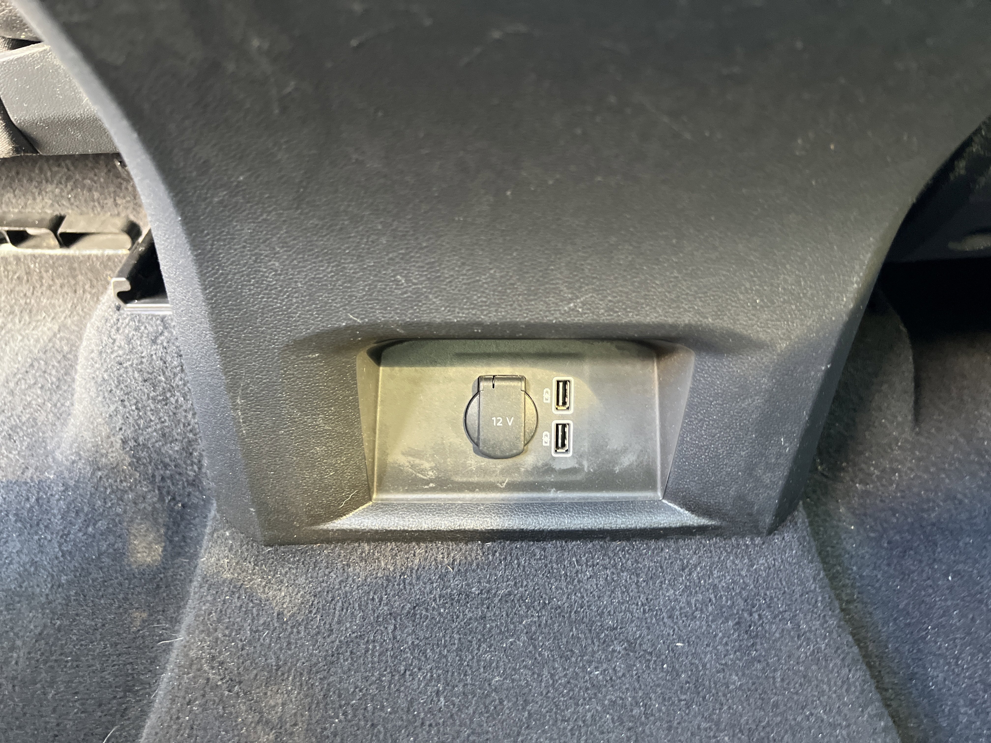 2019 Volkswagen Atlas 3.6L V6 SE w/Technology R-Line