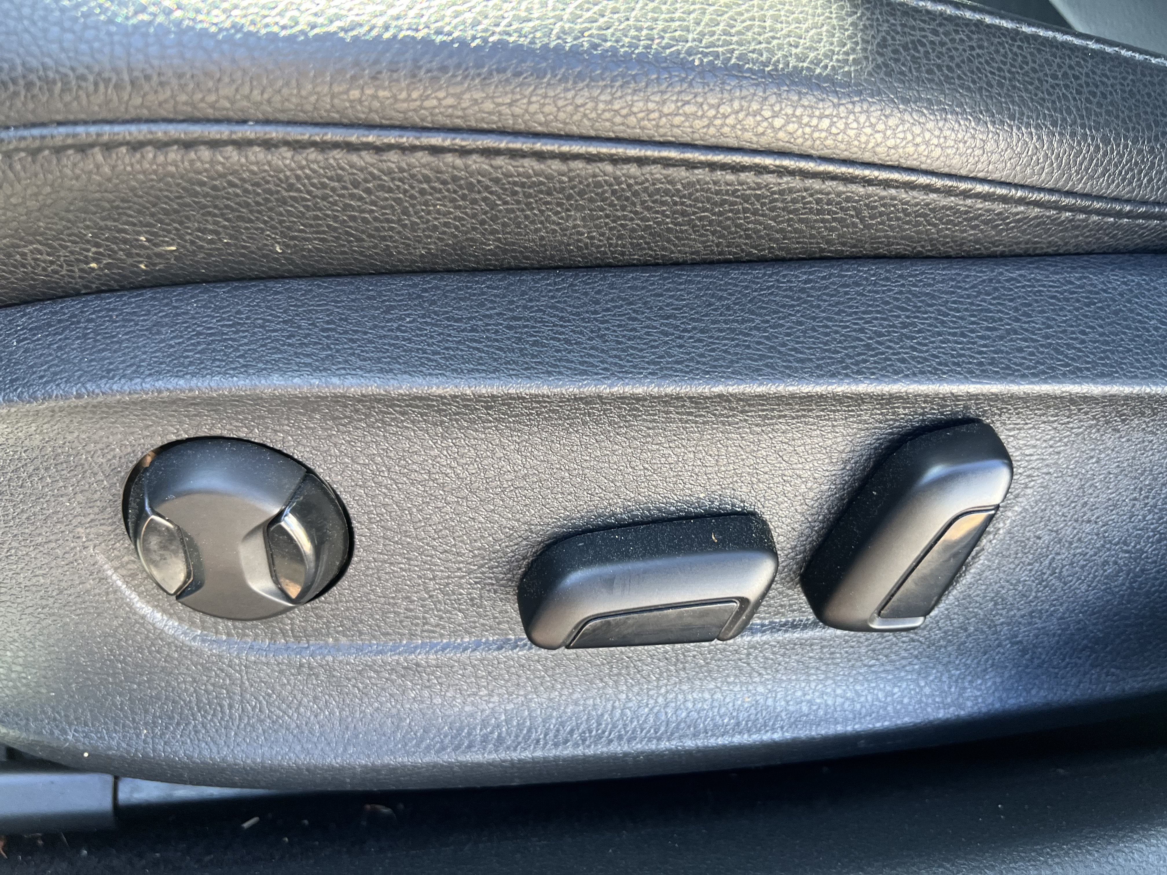 2013 Volkswagen Passat TDI SE w/Sunroof