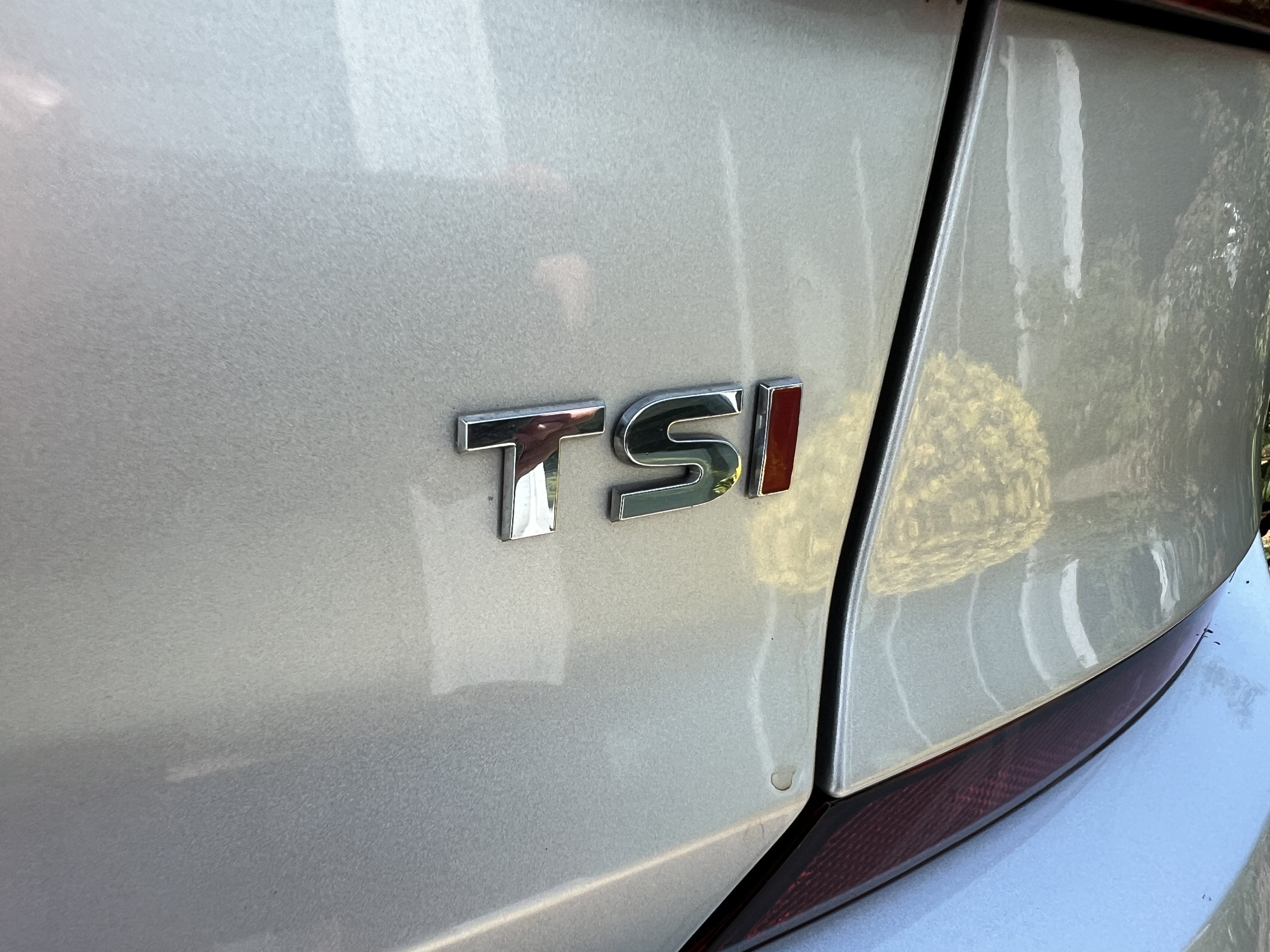 2017 Volkswagen Passat 1.8T SE