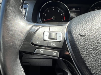 2017 Volkswagen Passat R-Line w/Comfort Pkg