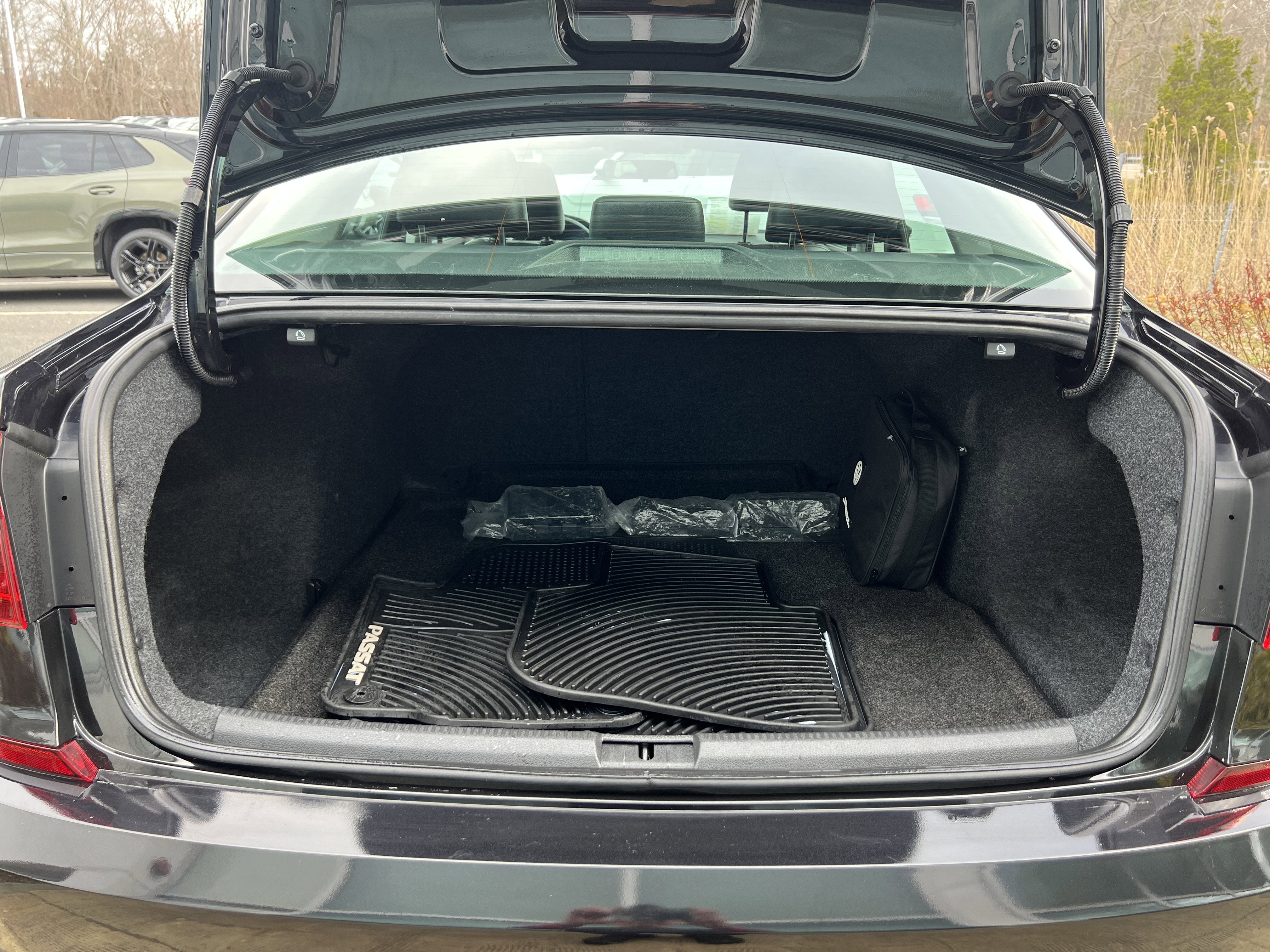 2019 Volkswagen Passat 2.0T Wolfsburg Edition