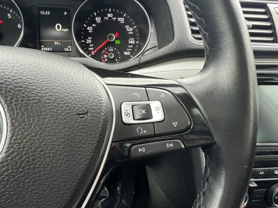 2019 Volkswagen Passat 2.0T Wolfsburg Edition