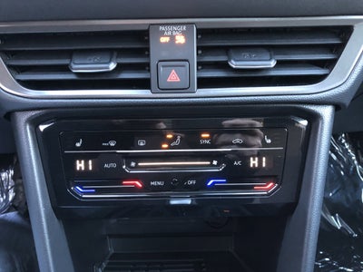 2026 Volkswagen Taos SE Black