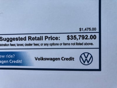 2026 Volkswagen Taos SE Black