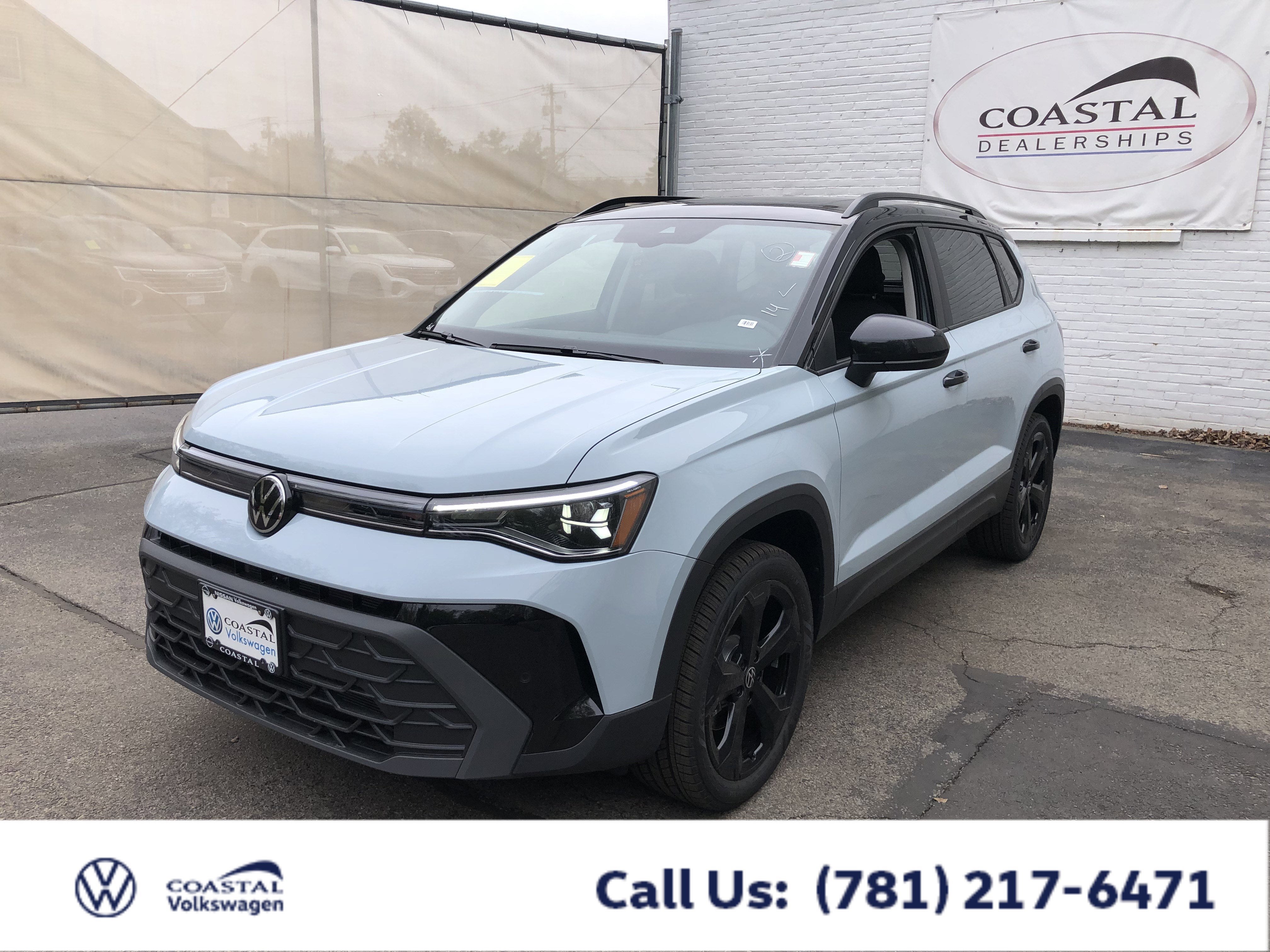 2026 Volkswagen Taos SE Black