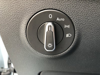 2026 Volkswagen Taos SE Black
