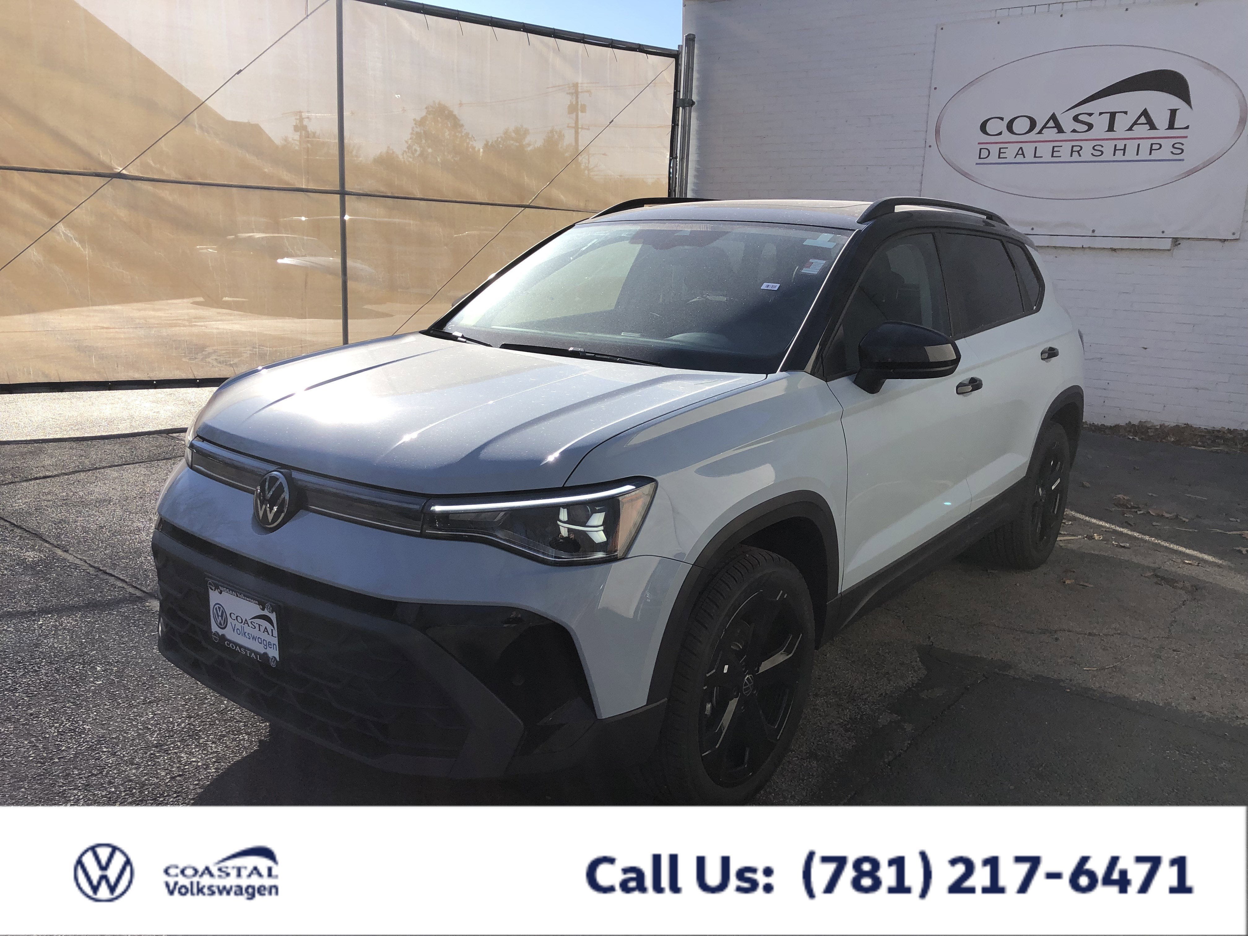 2026 Volkswagen Taos SE Black