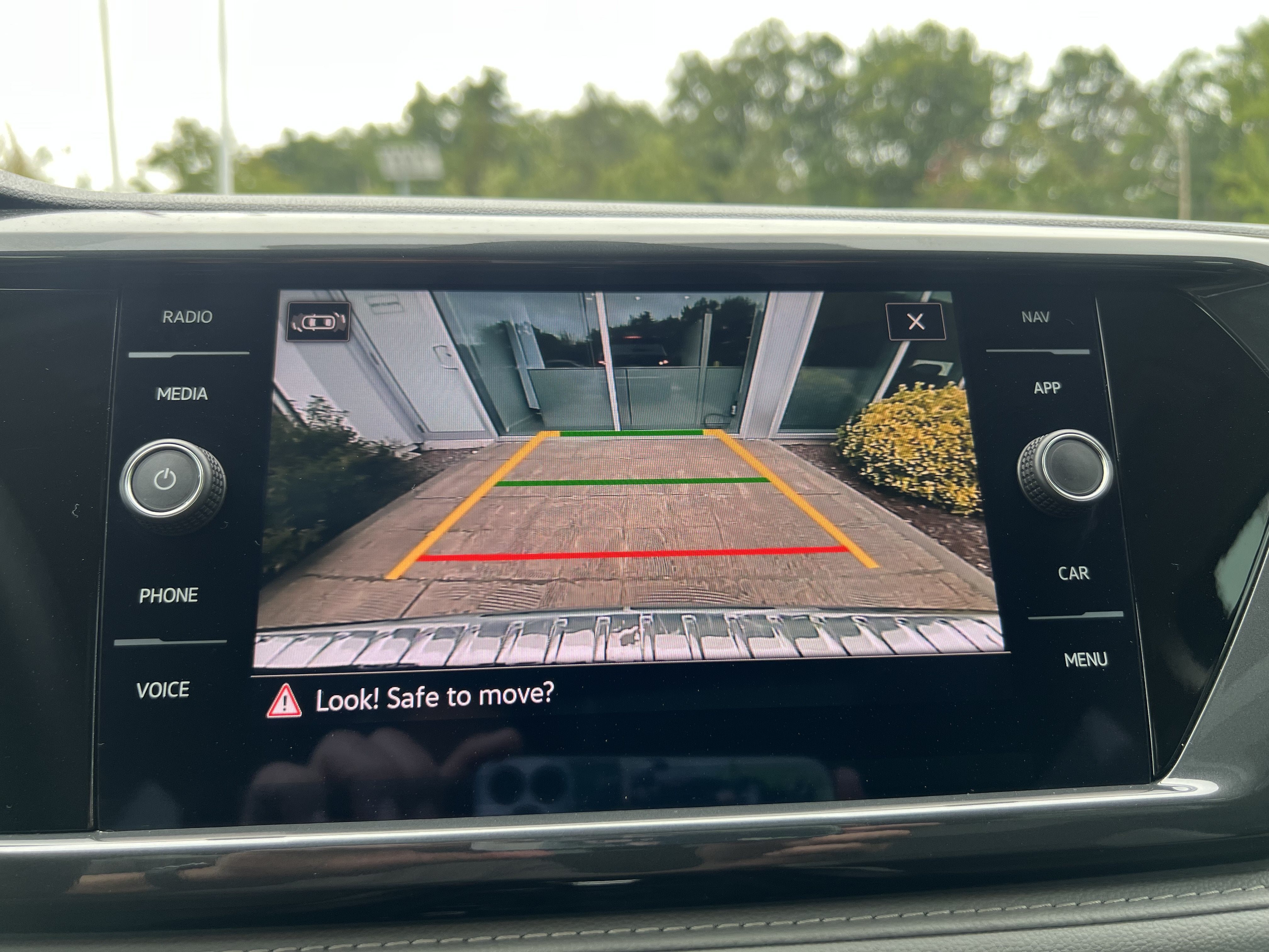 2023 Volkswagen Taos SEL