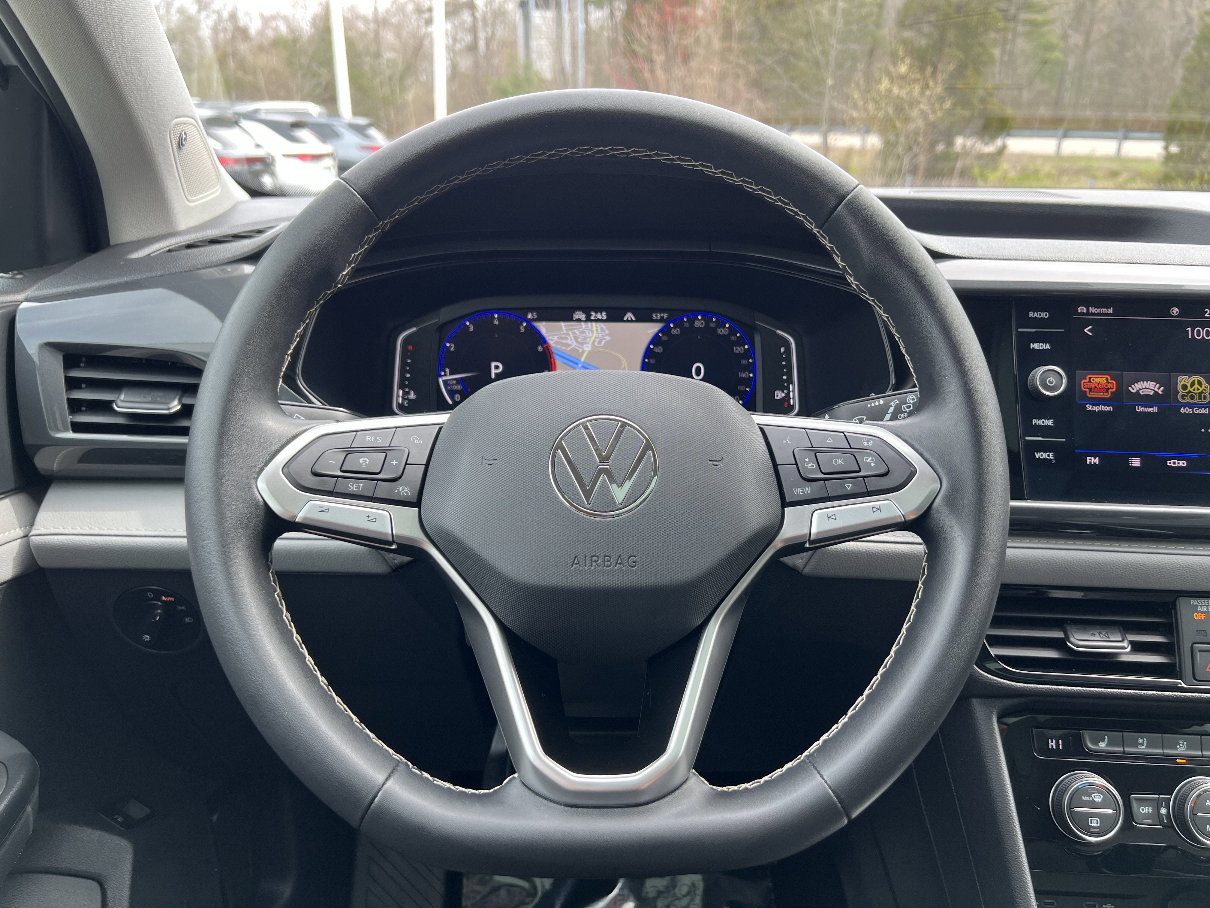2023 Volkswagen Taos SEL