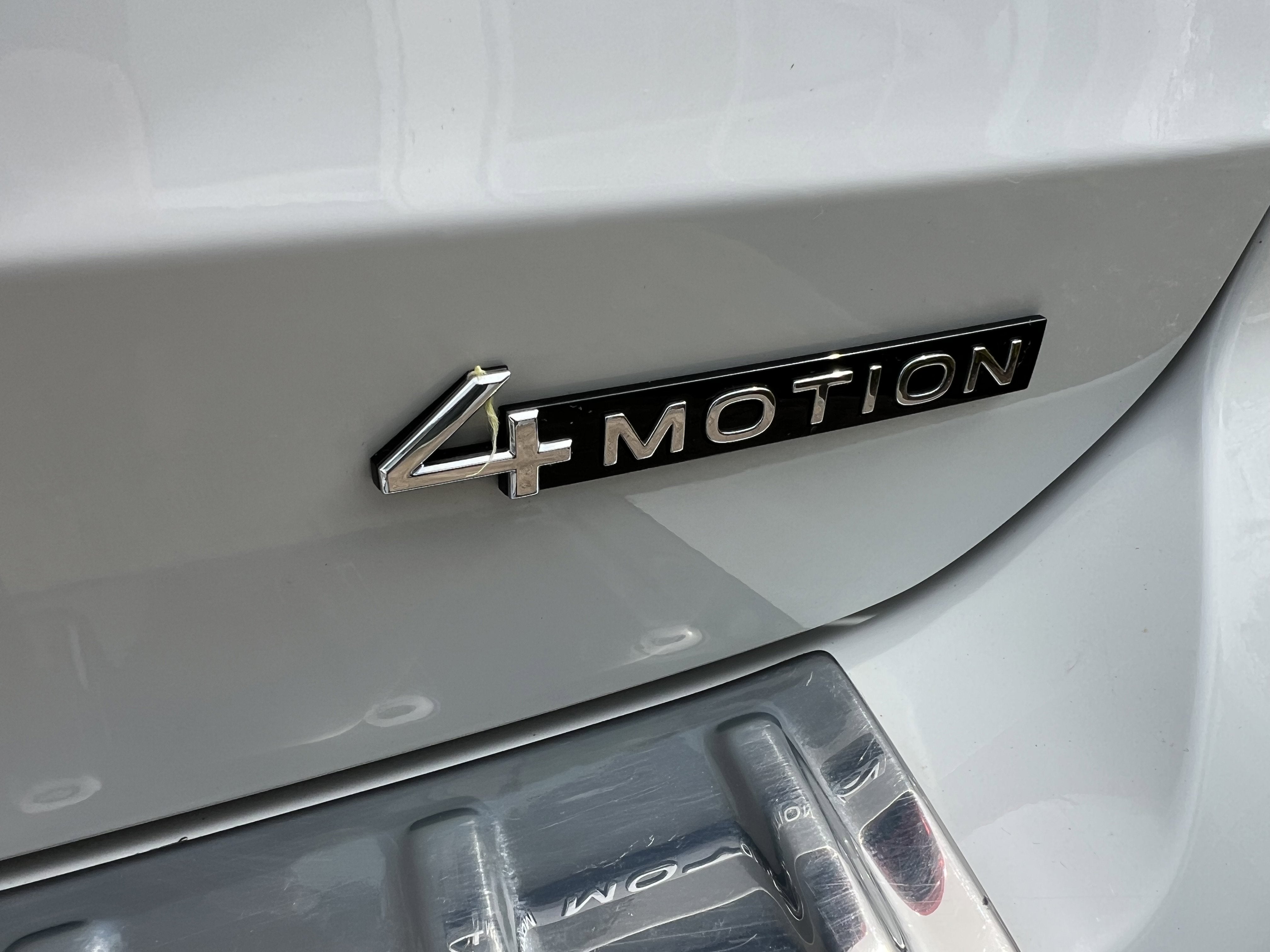 2023 Volkswagen Taos SEL