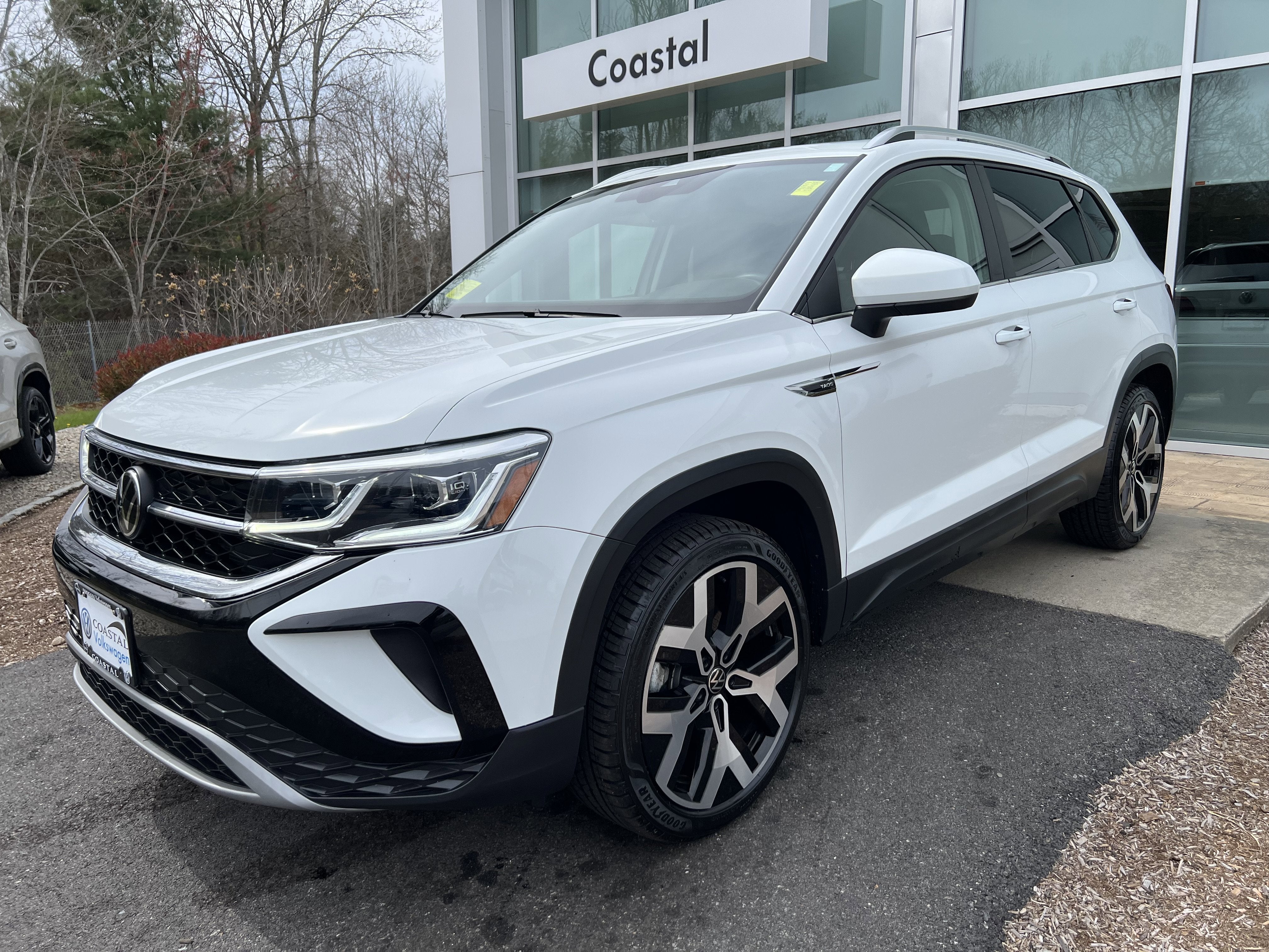 2023 Volkswagen Taos SEL