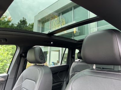 2023 Volkswagen Tiguan SEL R-Line