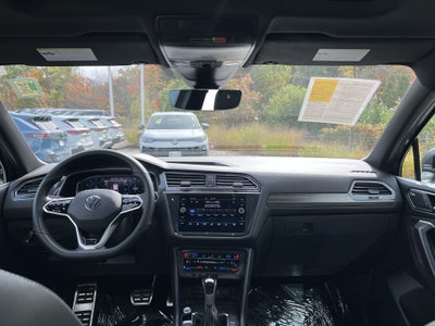 2023 Volkswagen Tiguan SEL R-Line