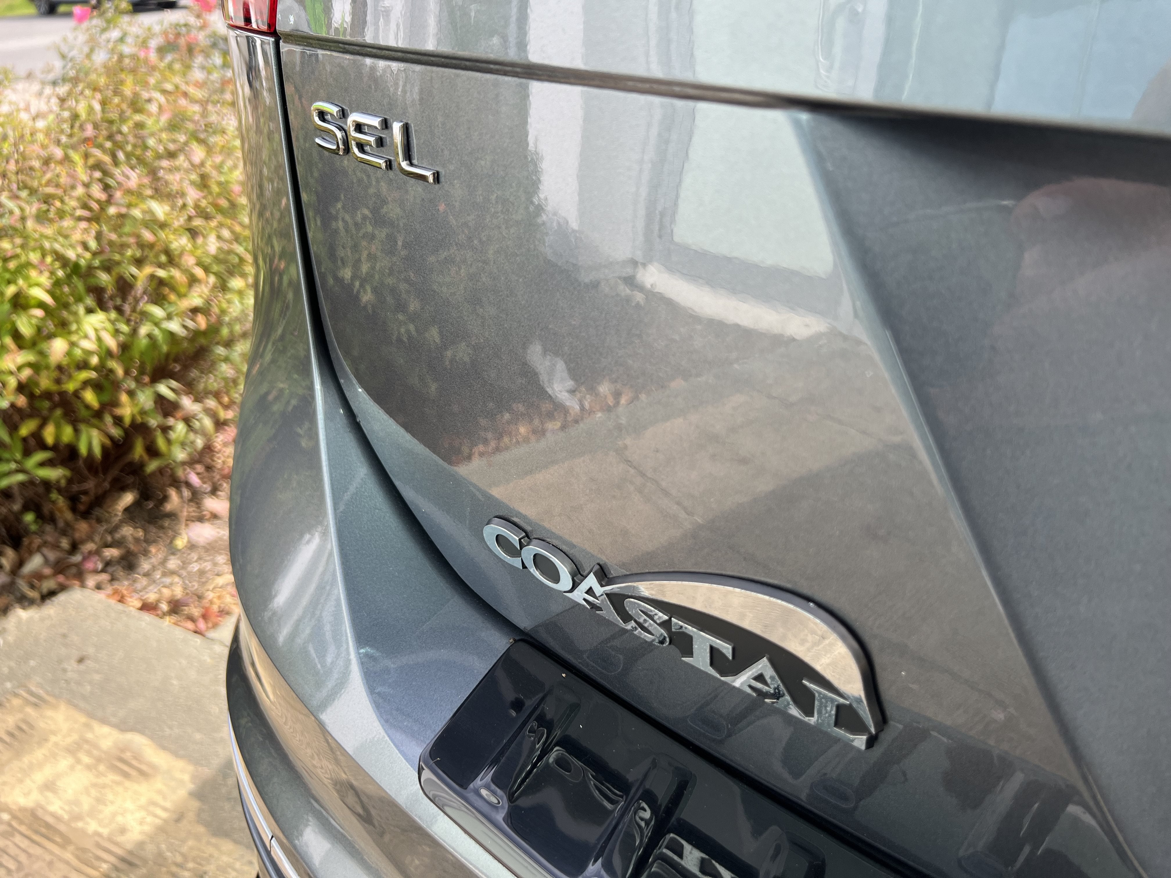 2023 Volkswagen Tiguan SEL R-Line